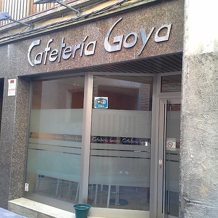 Hostal Cafeteteria Goya 발바스트로 외부 사진